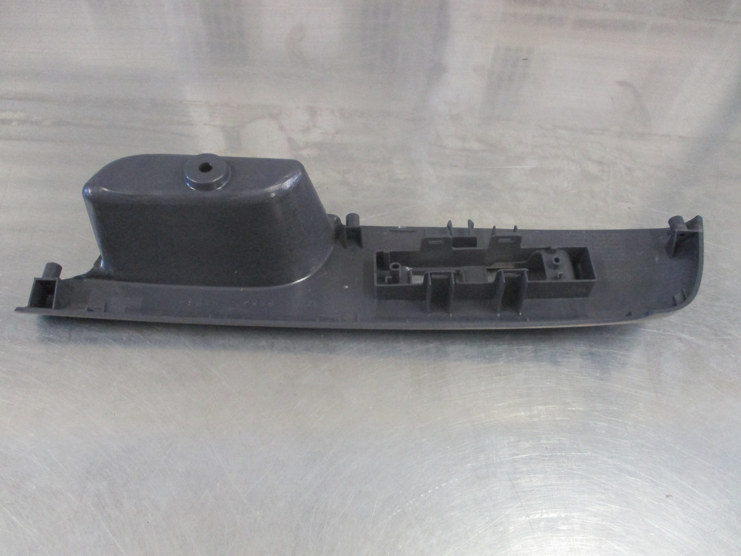 Suzuki Alto Genuine Driver Side Window Switch Surround Bezel new part