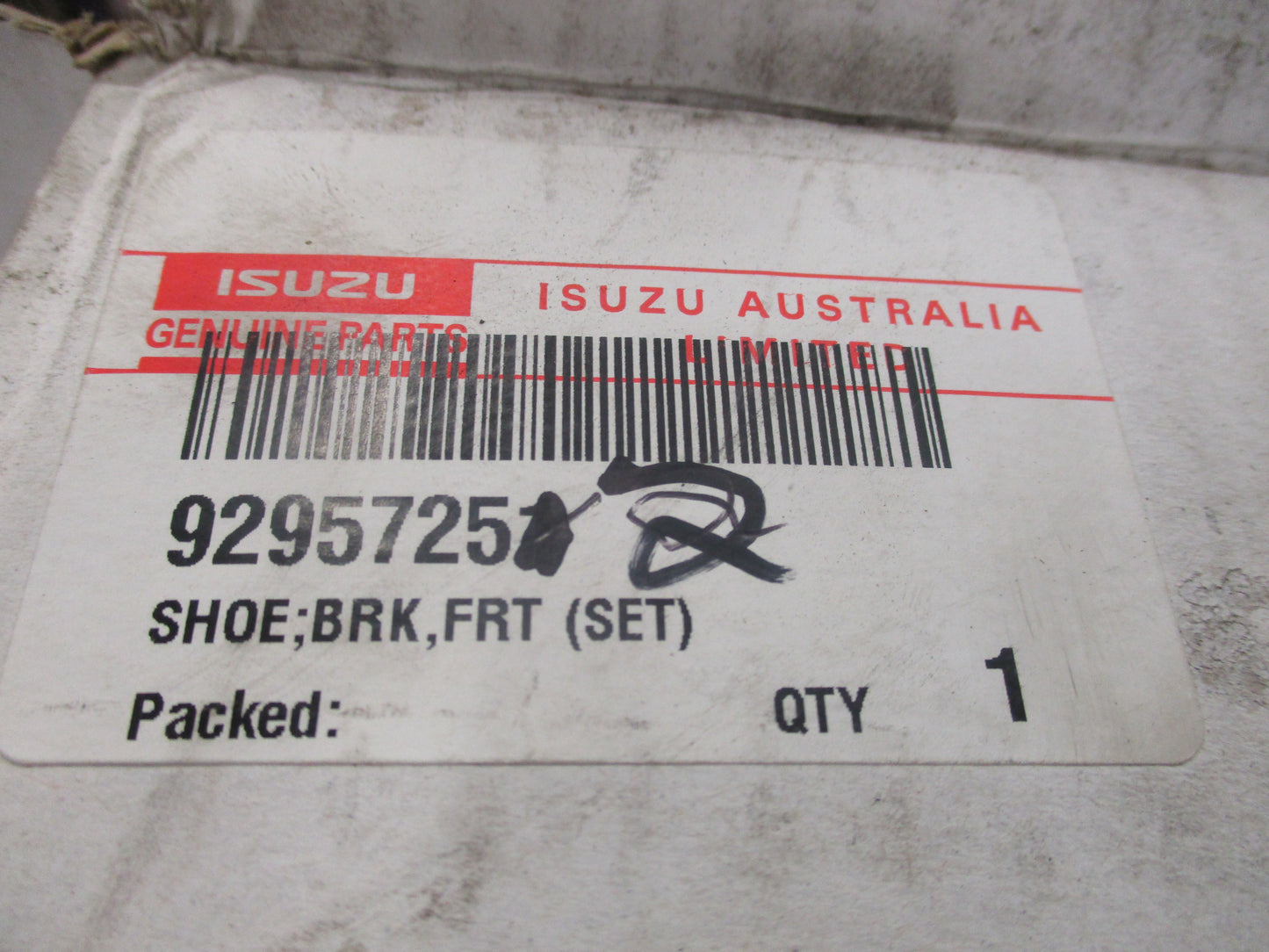 Isuzu FRR Genuine Front Brake Shoe Set New Part