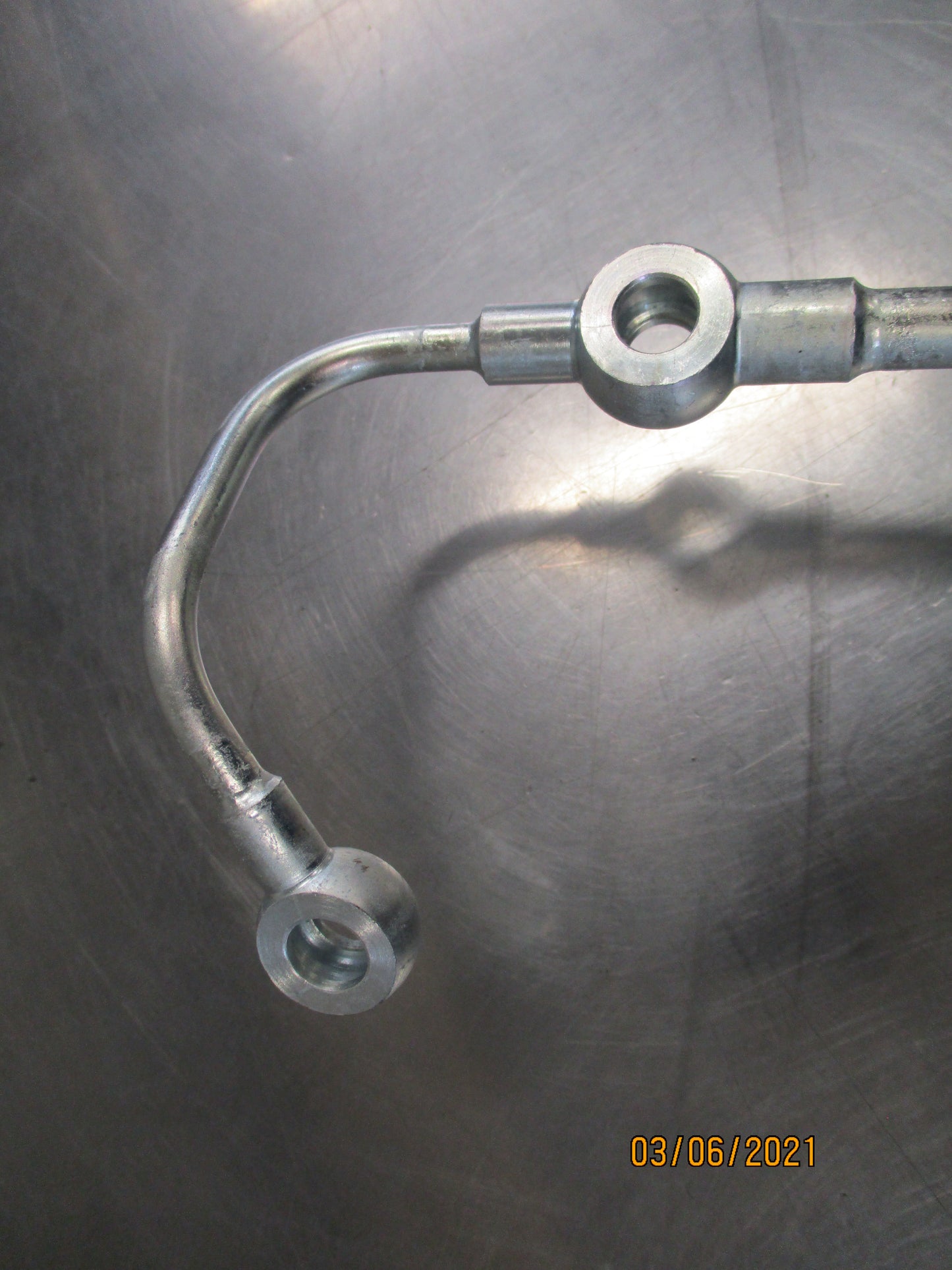 Isuzu FSR90 Genuine Turbocharger Oil Feed Pipe New Part