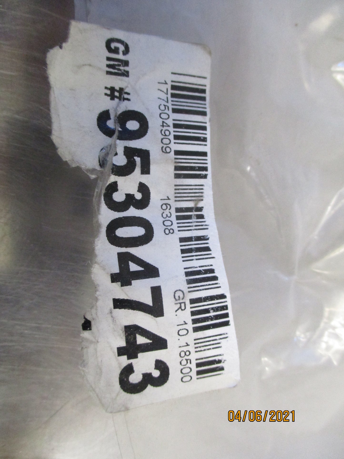 Holden Trax Genuine Right Hand Windshield Cover New Part