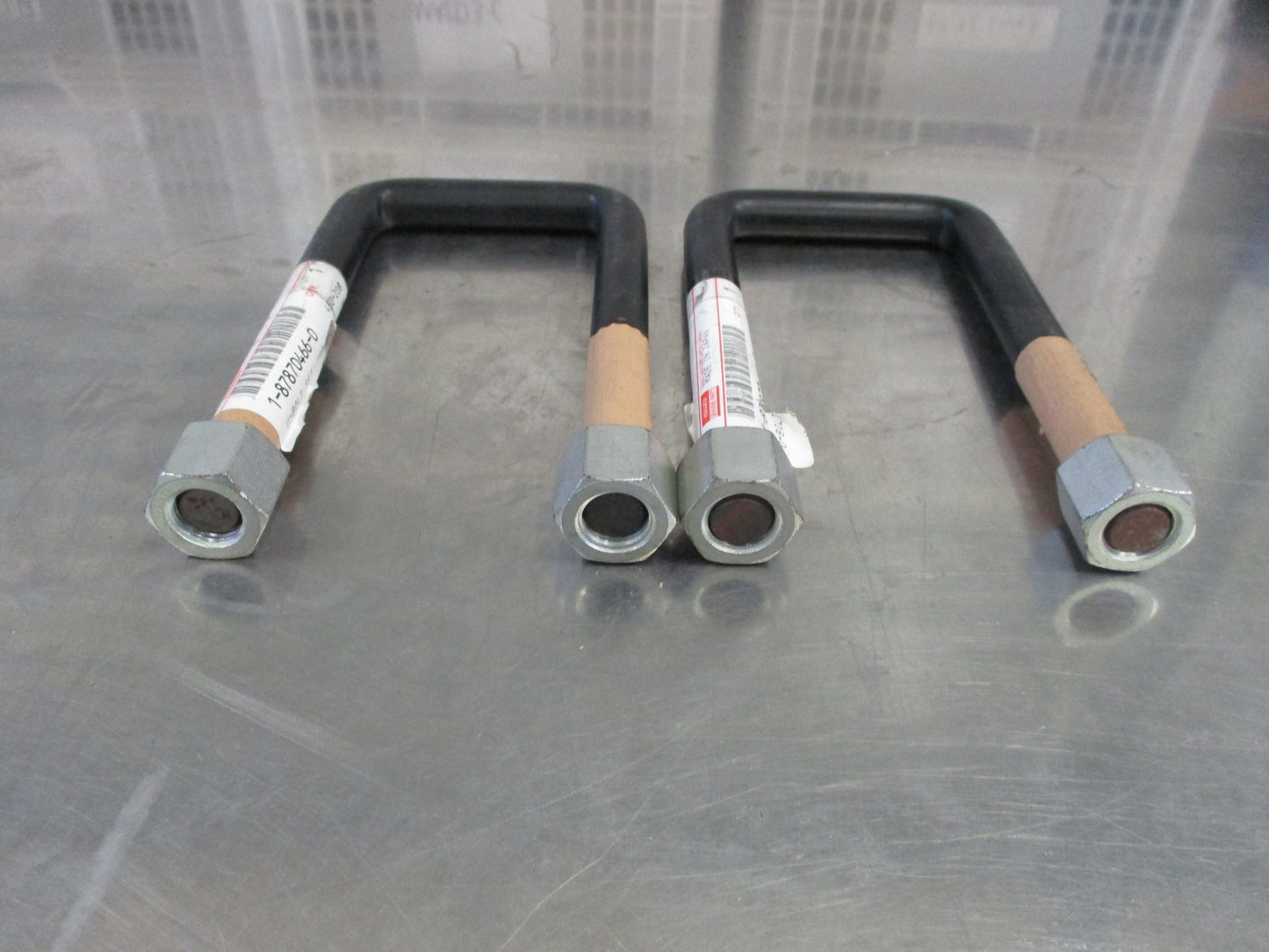 Isuzu Truck Genuine Front U-Bolt Pair new Part