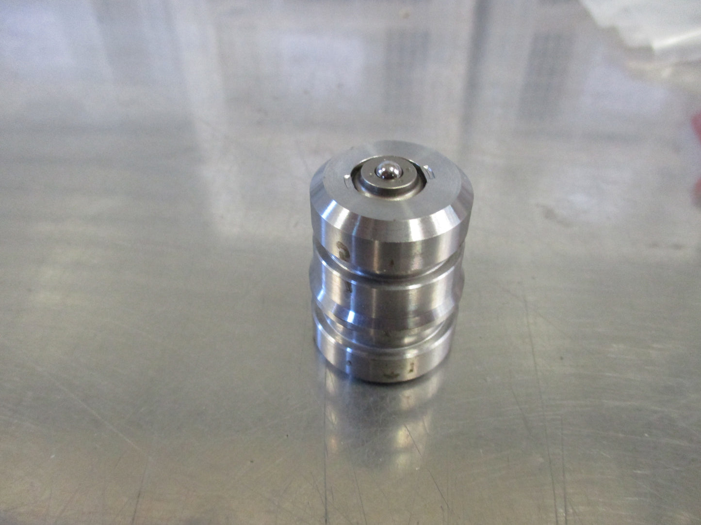 Isuzu FVR Genuine Detent Busing ASM New Part