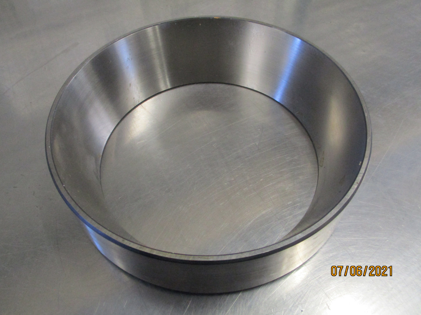 Isuzu FV/GV Genuine Inner Final Drive Pinion Bearing New Part