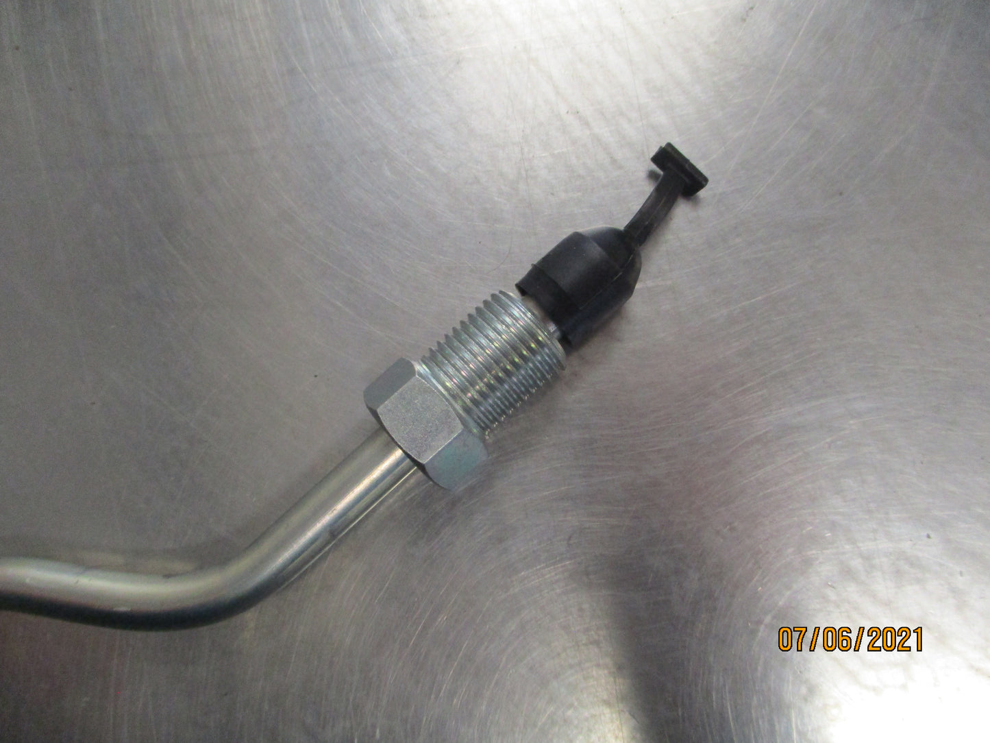 Isuzu FVD23 Genuine Injector Pipe Assembly New Part