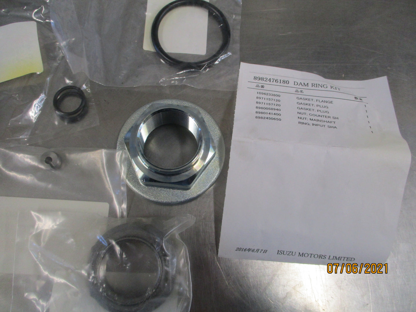 Isuzu FSR90 Genuine Dam Ring Kit New Part