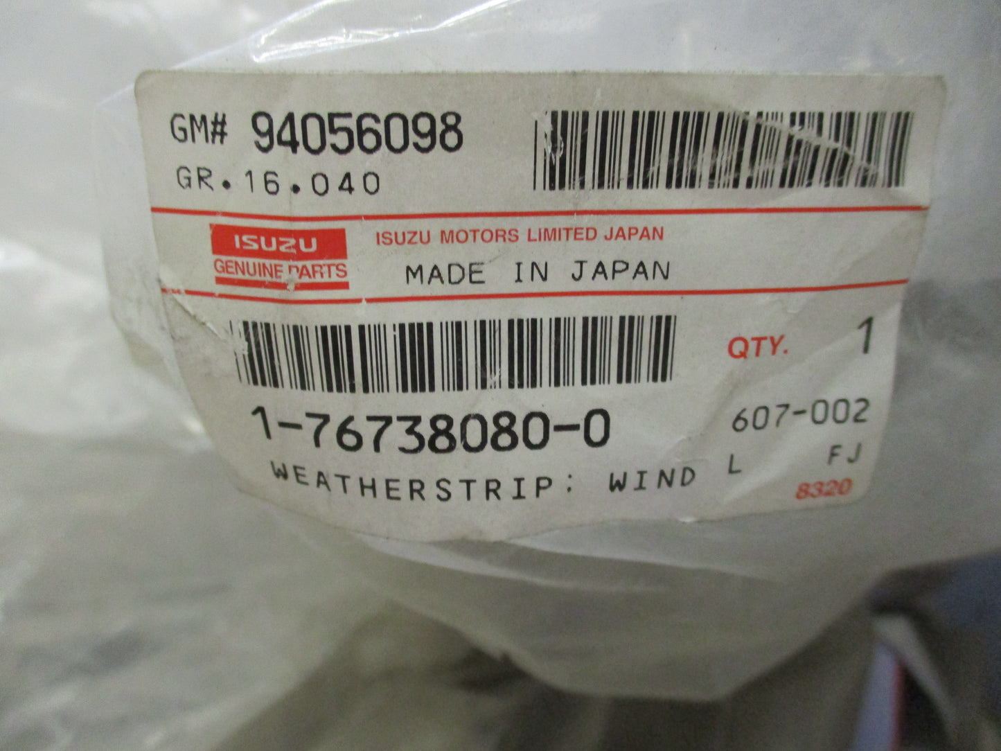 Isuzu FSR Genuine Windscreen Weatherstrip New Part