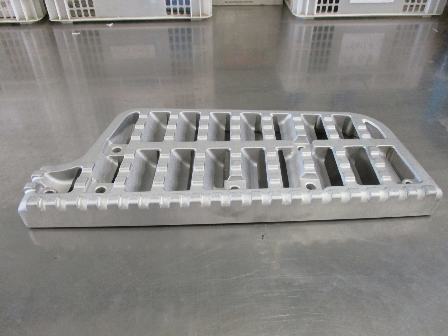 Isuzu CXZ Genuine Right Hand Step Plate New Part