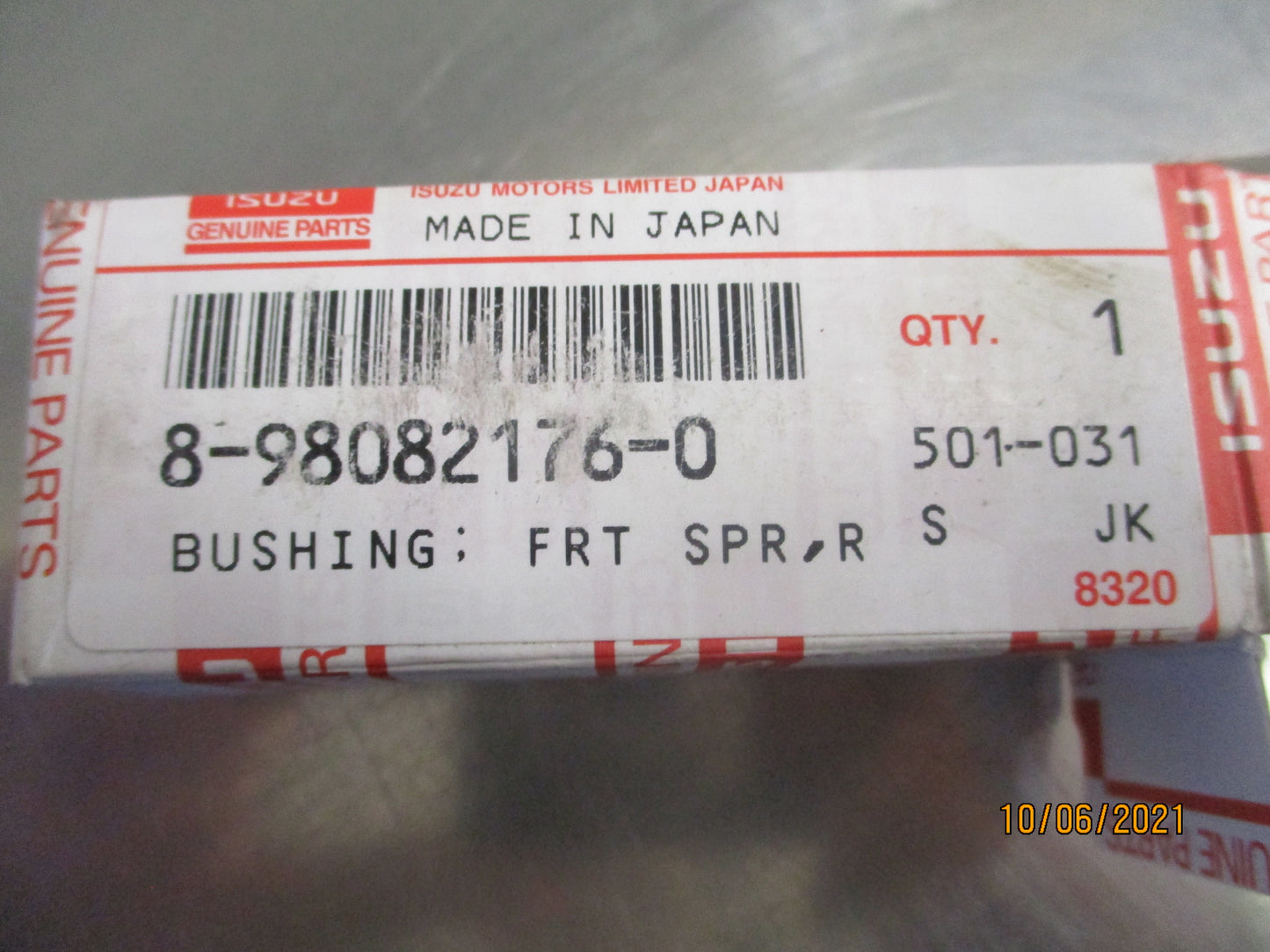 Isuzu FSR90 Genuine Spring Metal Bushing New Part