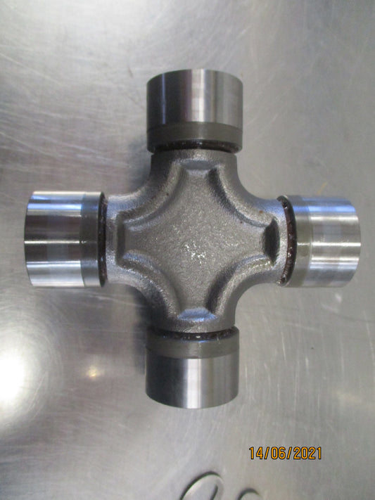 Isuzu NKR Genuine Propeller Shaft Journal Assembly New Part