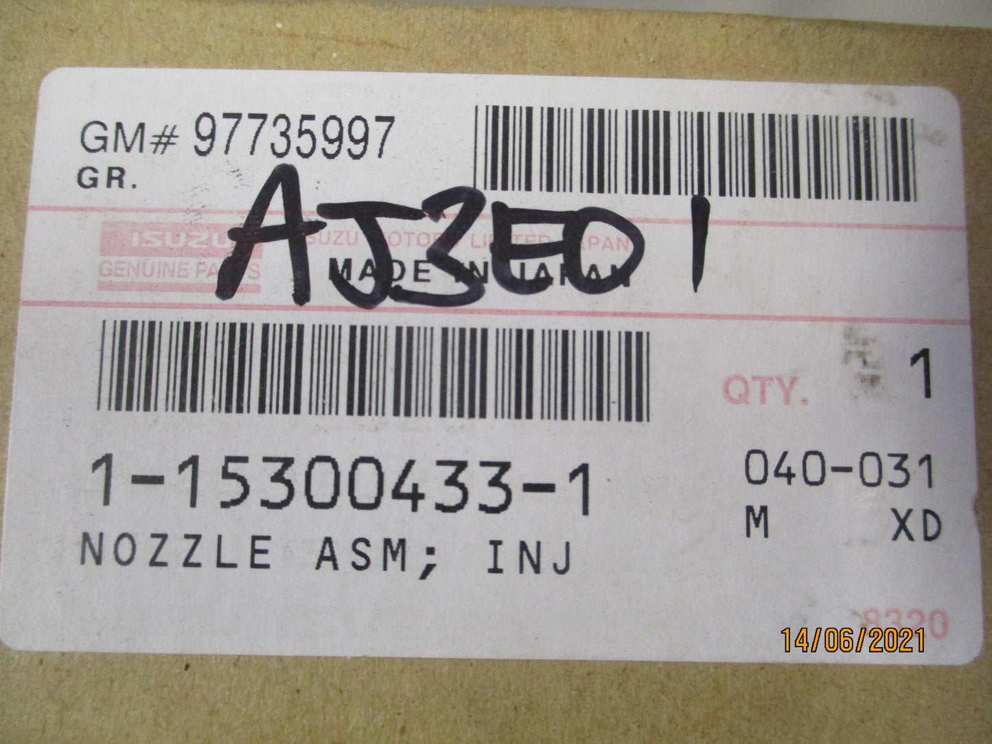 Isuzu Genuine Fuel Injection System Nozzle New Part