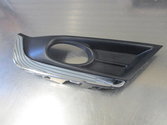 Honda Genuine Front Right Fog Lamp Cover New Part