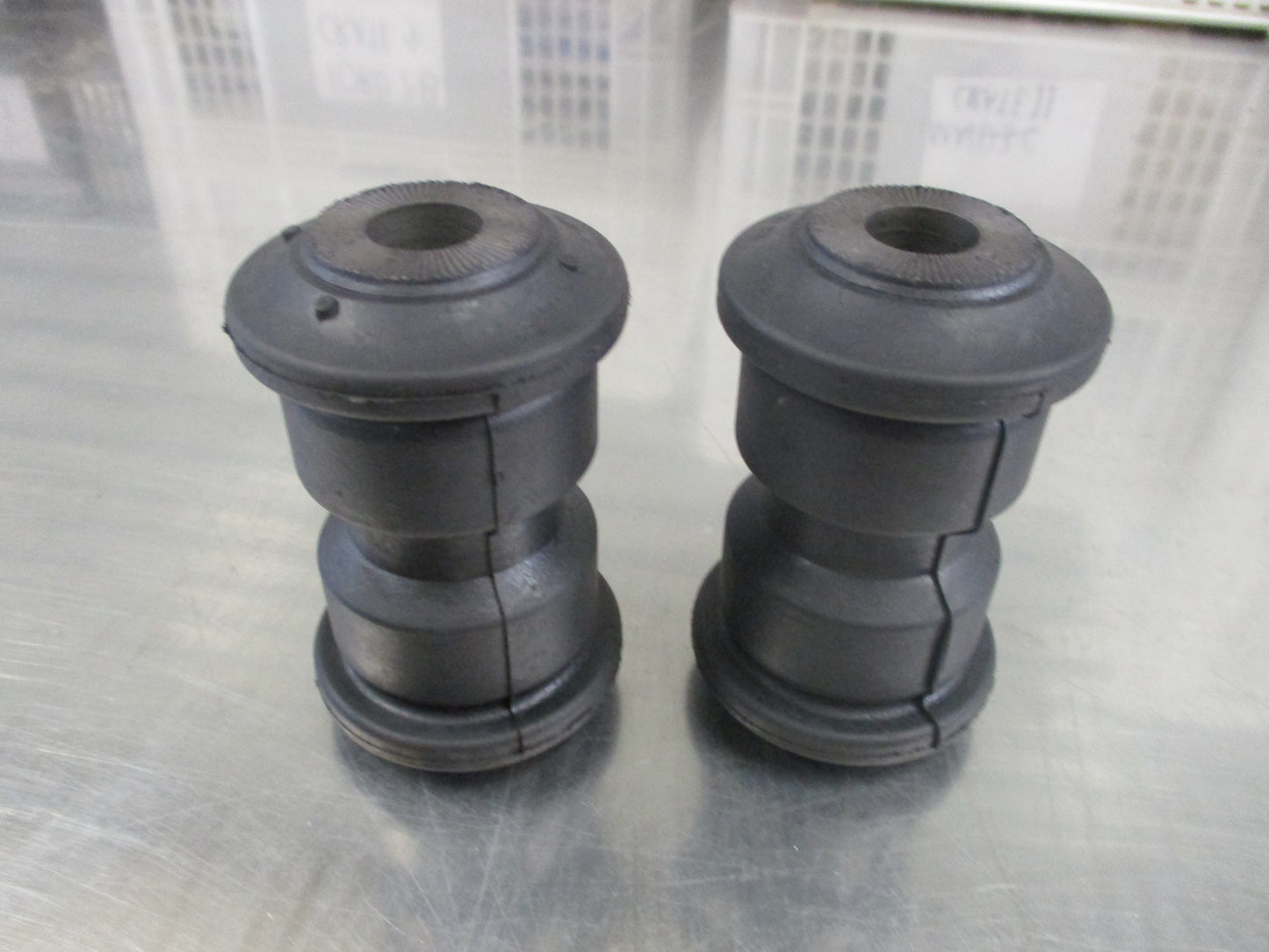 Volvo FL6 Genuine Front Leaf Spring Shackle Bushing Pair New Part