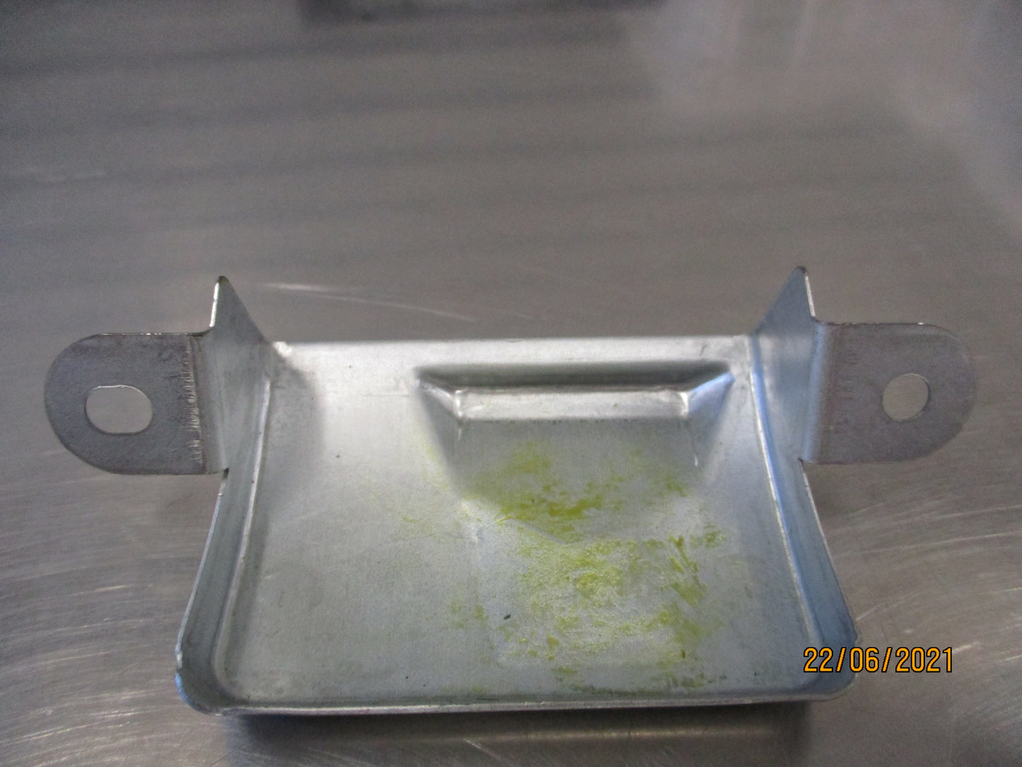 Isuzu NKR/NPR Genuine Ash Tray Case New Part