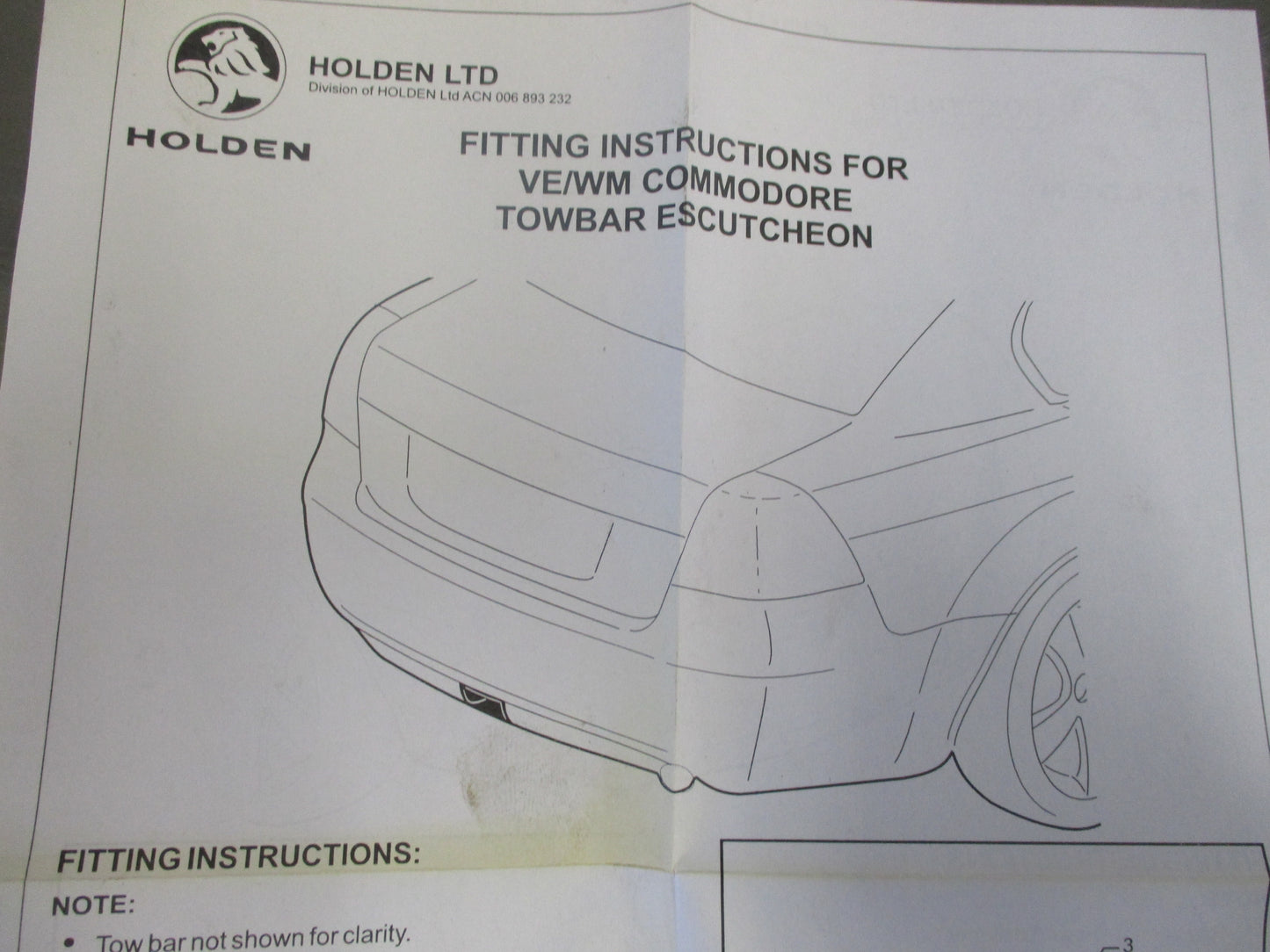 Holden VE Commodore/WM Statesman Genuine Tow Bar Fascia New Part