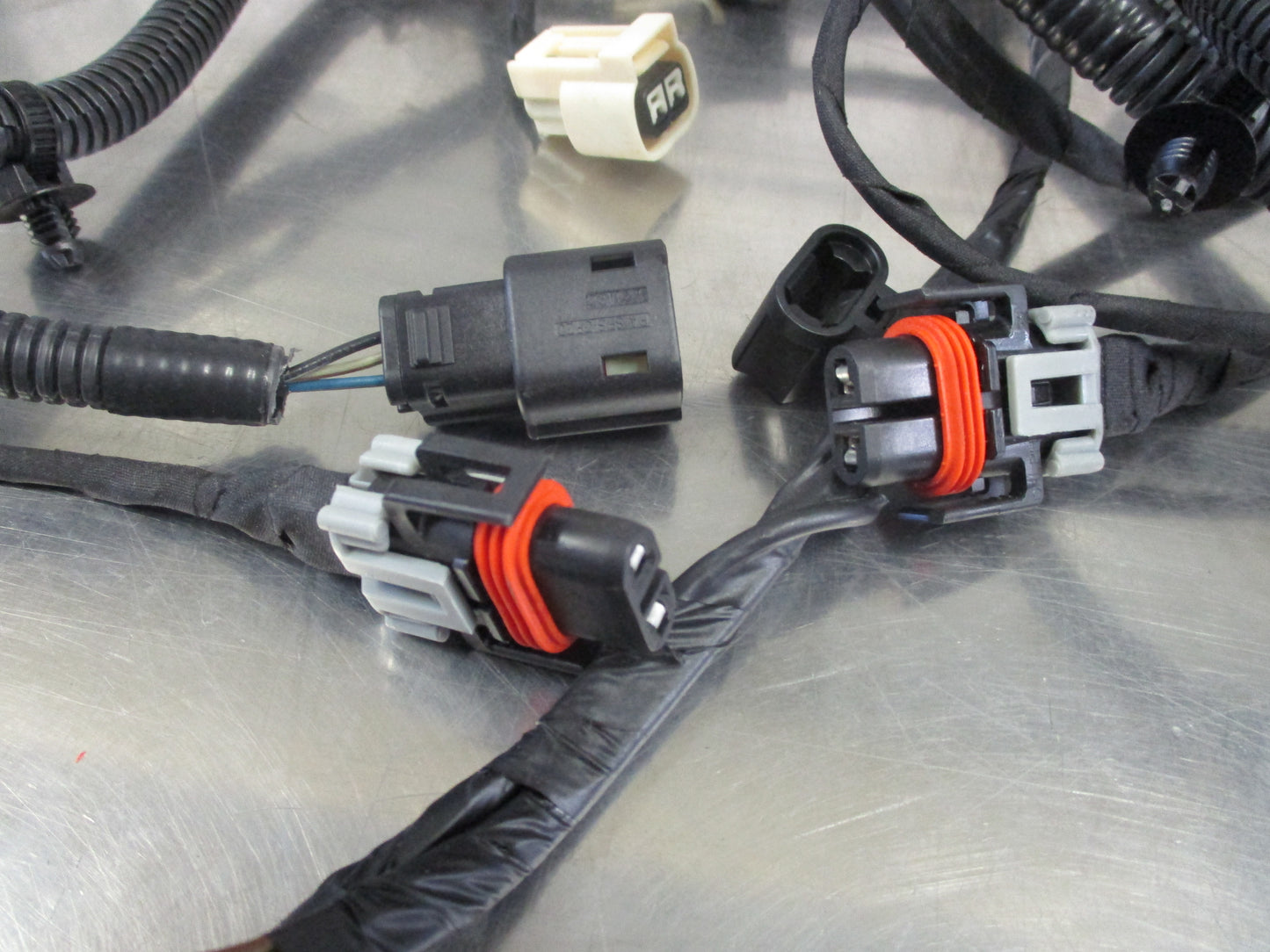 Holden JH Cruze Sedan Genuine Front Lamp Wiring Harness New Part