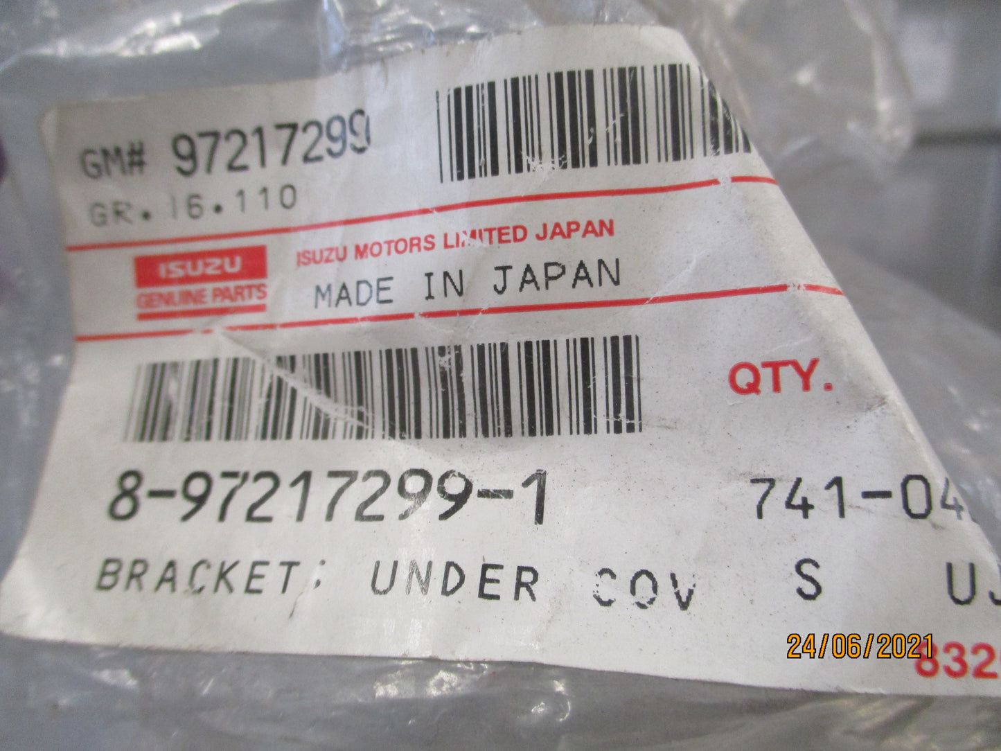 Isuzu NPR/NQR Genuine Under Cover Bracket New Part