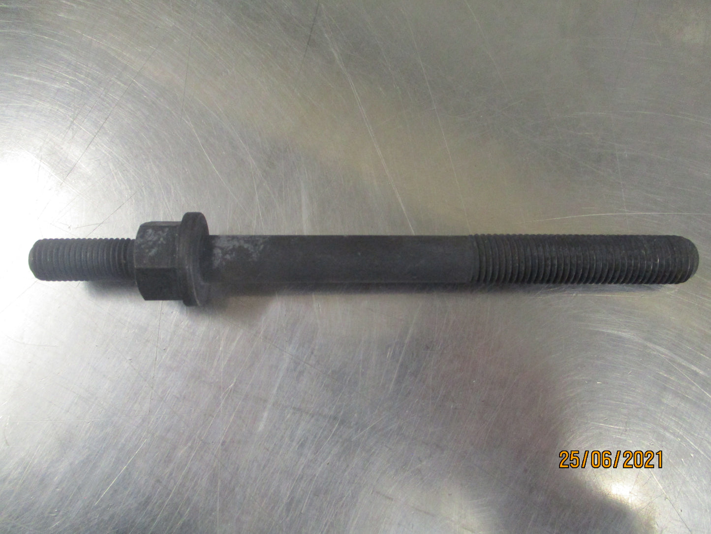 Isuzu NPR/NQR Genuine Cylinder Head To Block Bolt New Part