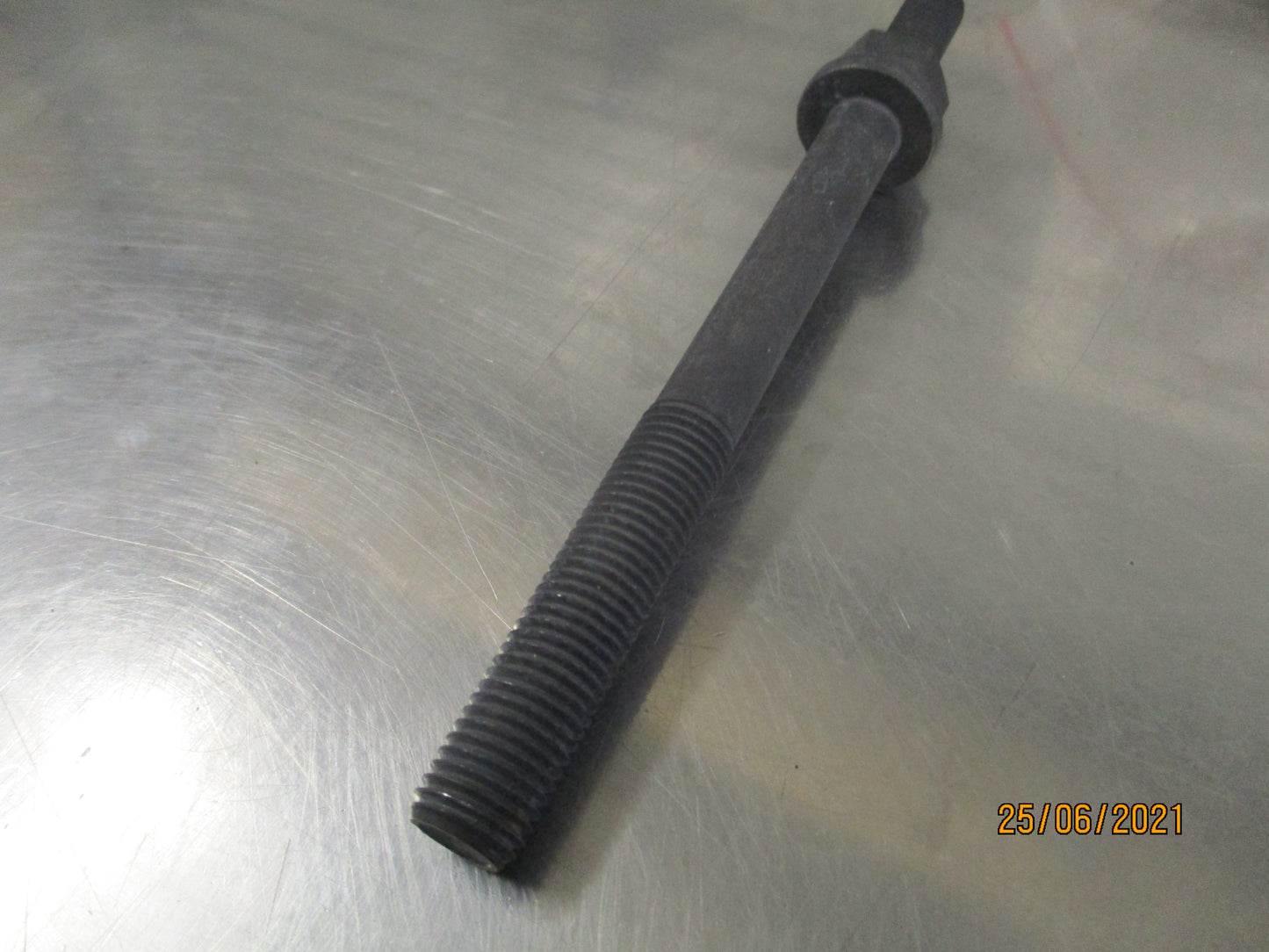 Isuzu NPR/NQR Genuine Cylinder Head To Block Bolt New Part