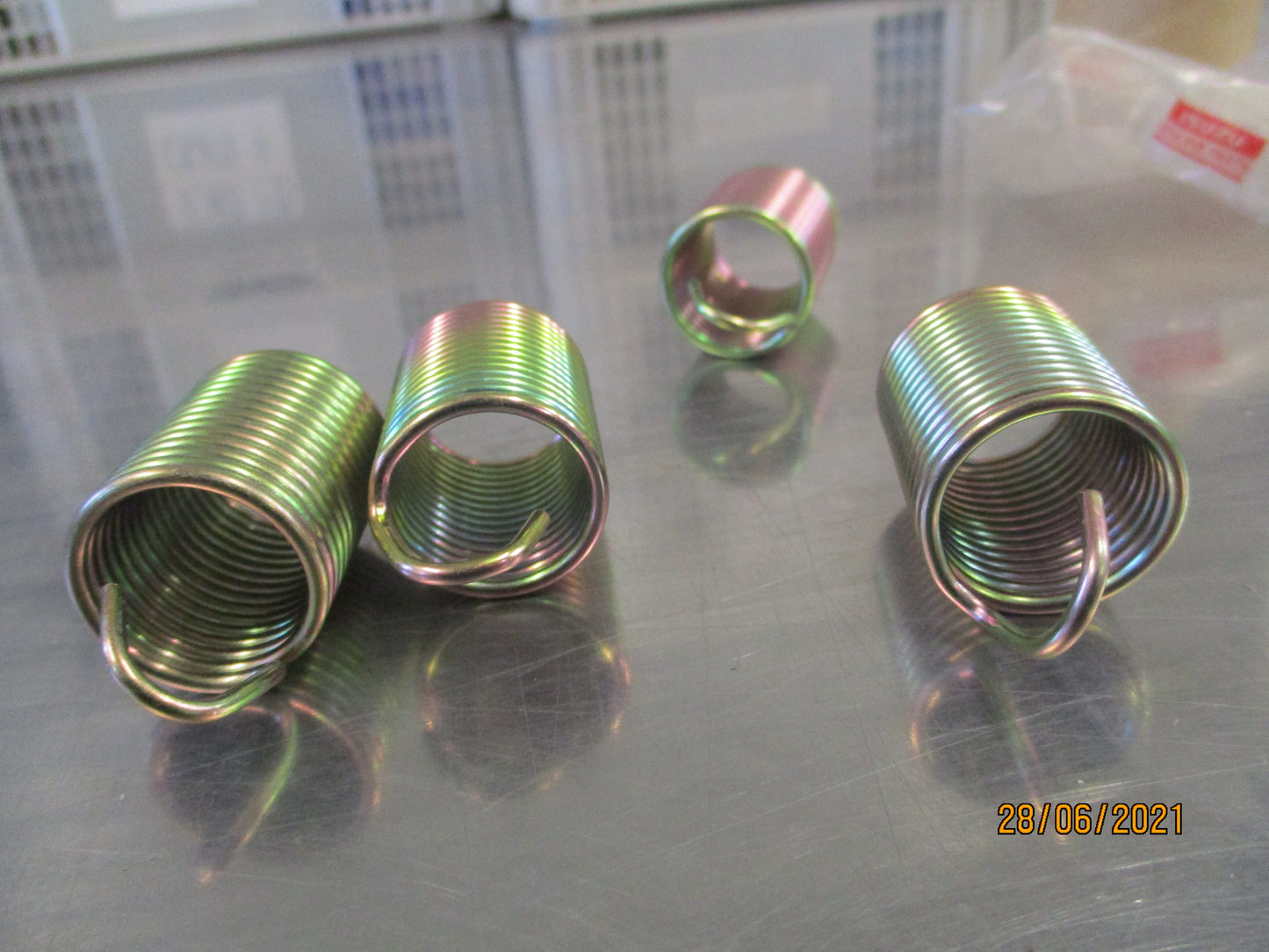 Isuzu Engine 4JB1 Genuine Return Spring New Part