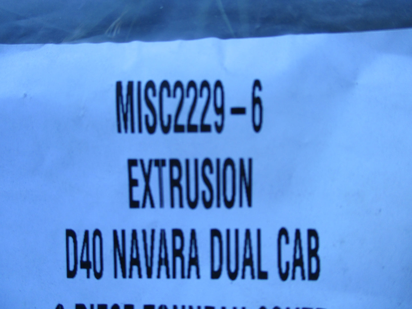 Nissan Navara D40 Hard Lid Bulb Seal New Part
