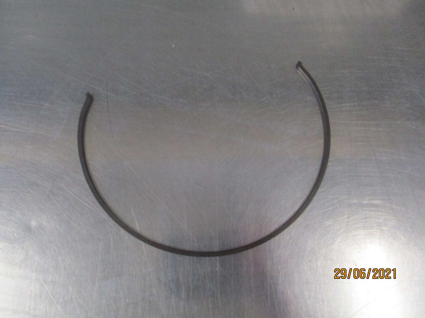 ISUZU NPR NKR Genuine Insert Spring New Part