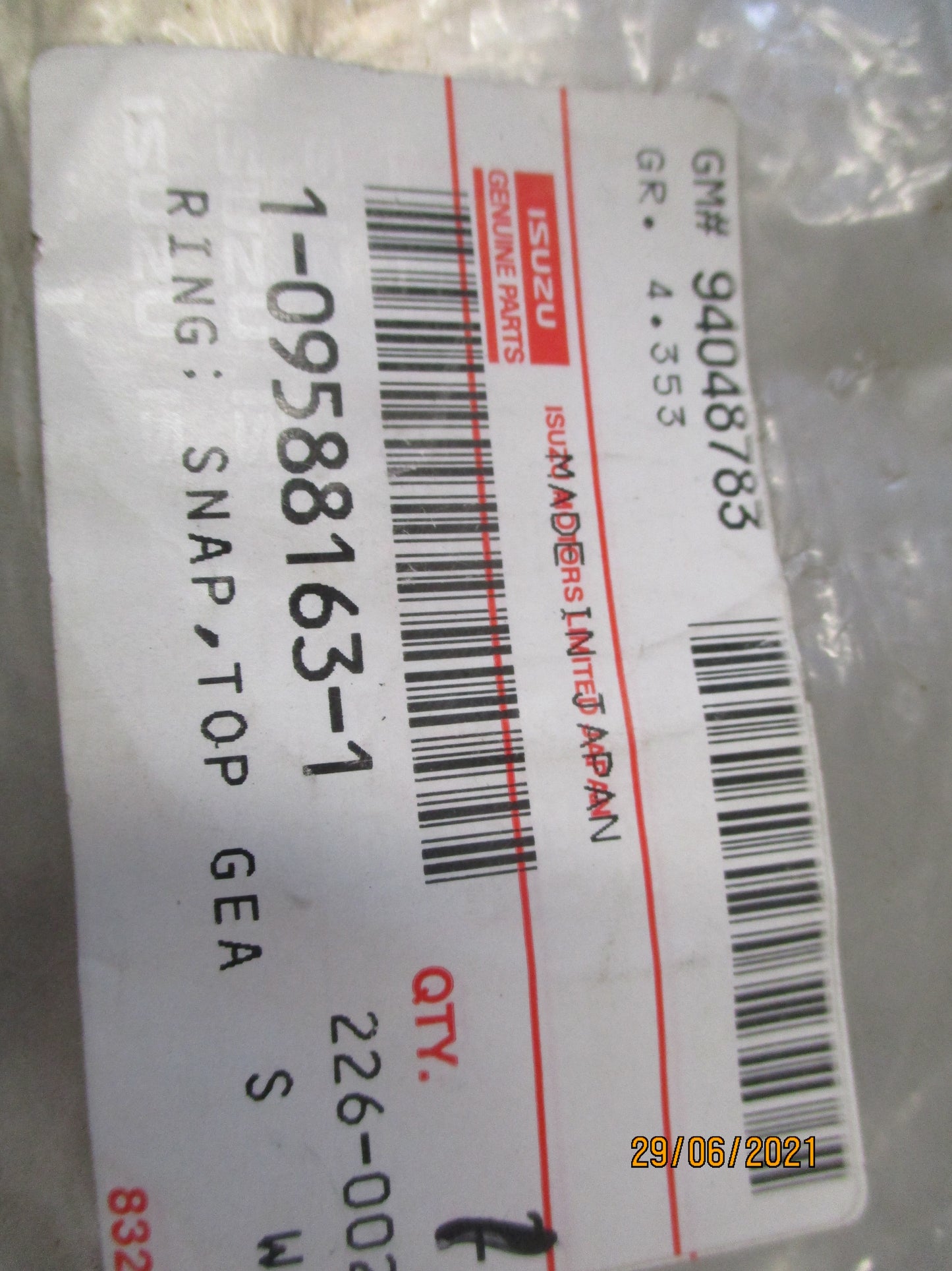 Isuzu 6BD1 Genuine Top Gear Shaft Snap Ring New Part