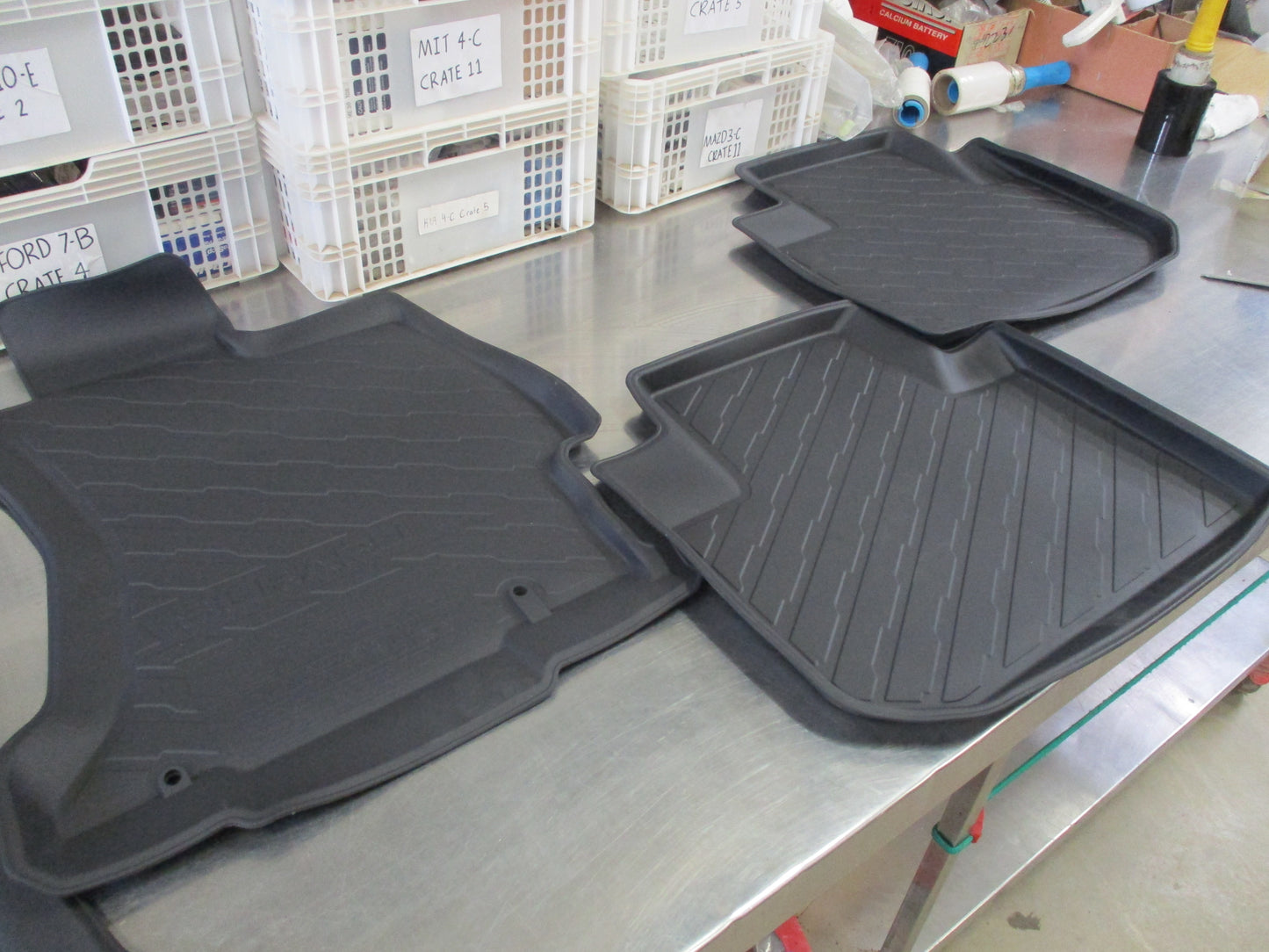 Subaru Forester Genuine Moulded Rubber Floor Mat Set New Part