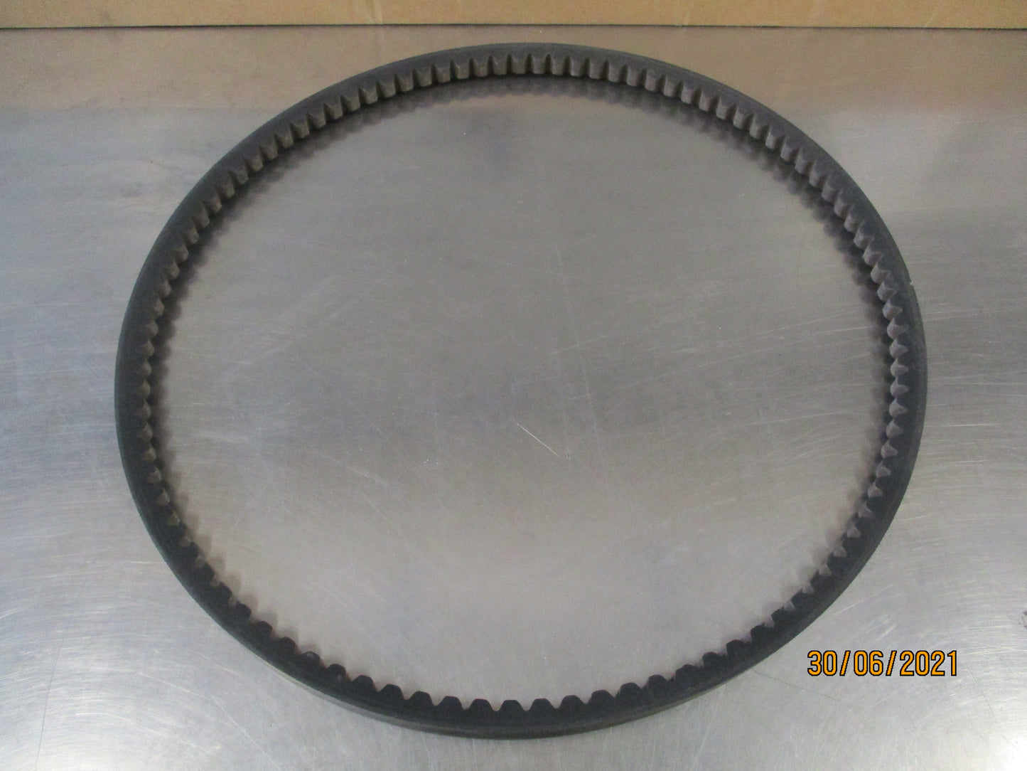 Isuzu FVR Genuine Air Conditioning Belt New Part