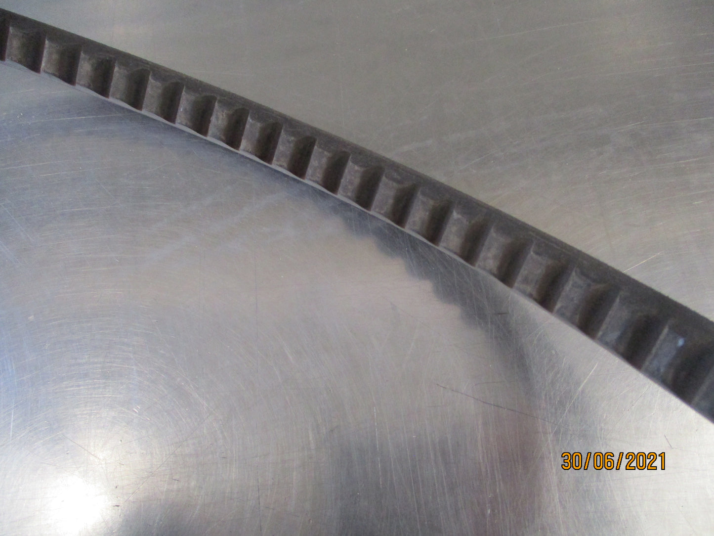 Isuzu FVR Genuine Air Conditioning Belt New Part