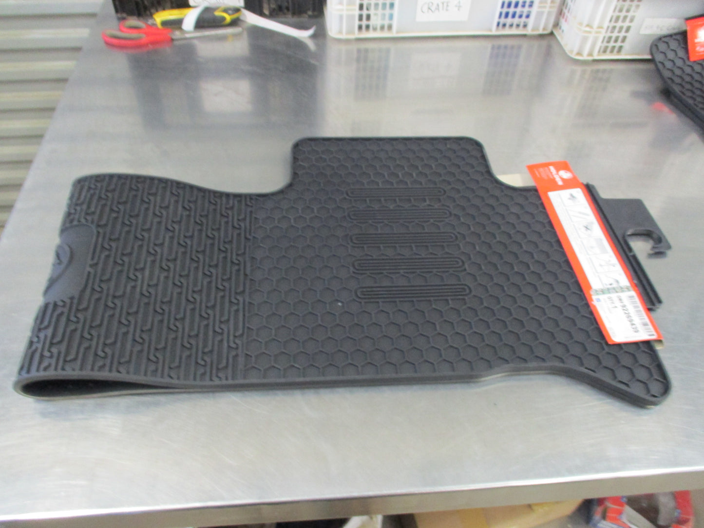 Holden RG Colorado Genuine Rear Single Piece Rubber Floor Mat New Part
