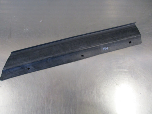 Isuzu D-Max Genuine Right Engine Hood Seal New Part