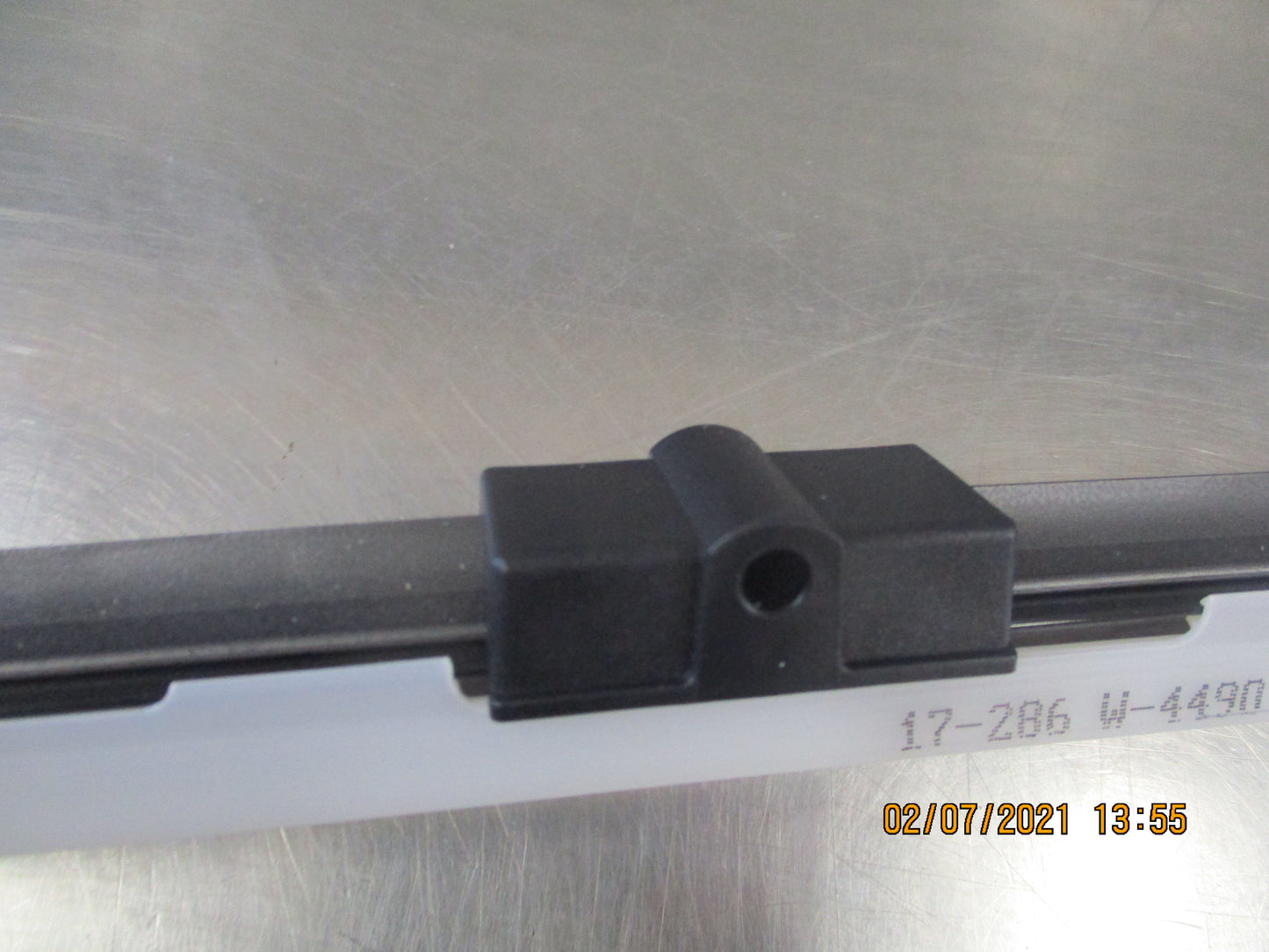 Holden Astra AH Genuine (Passenger) Left Hand Wiper New Part