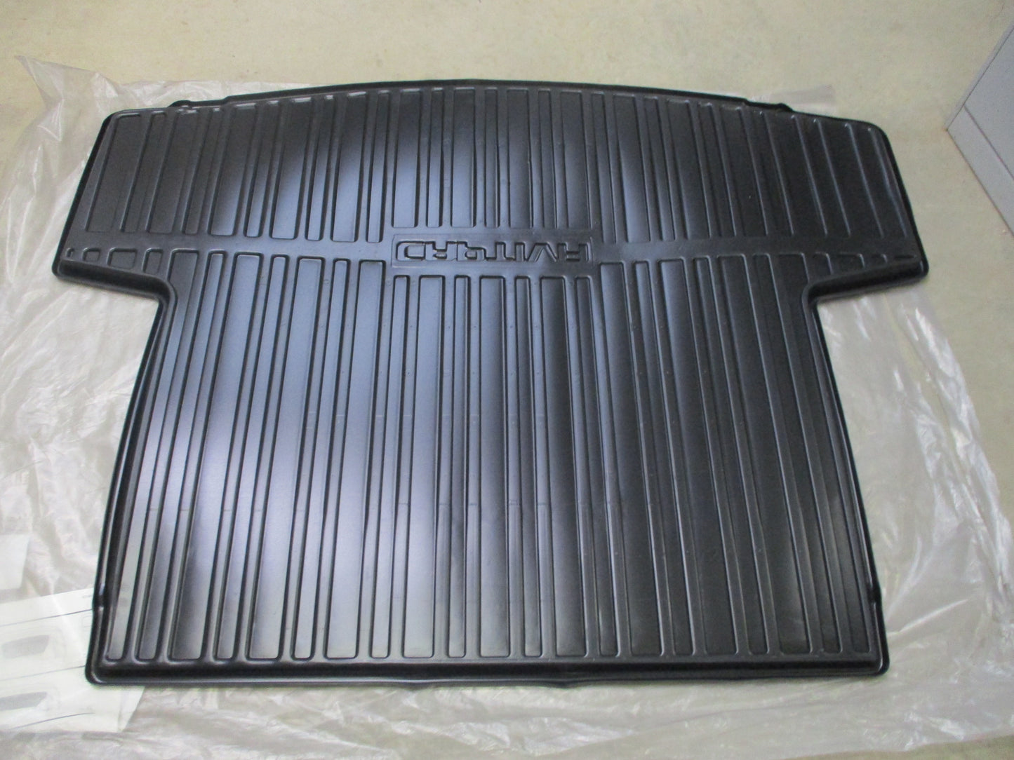 Holden CG7 Captiva Genuine Rigid Cargo Tray New Part