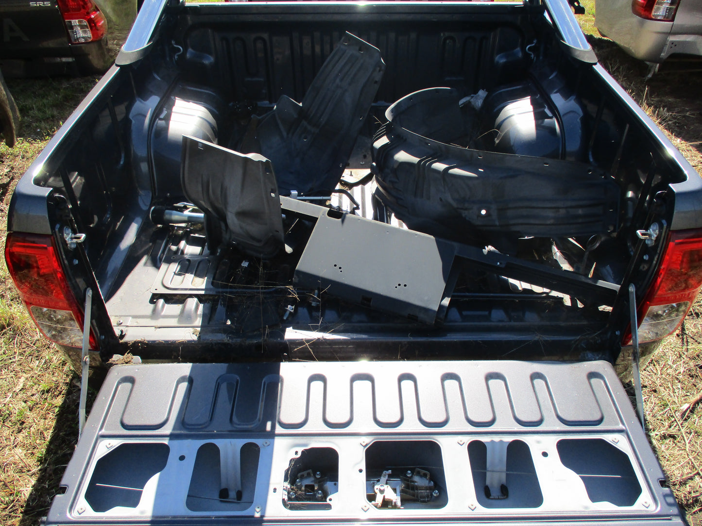 Toyota Hilux SR5 Dual Cab Tub Grey 2015 Onwards New Part