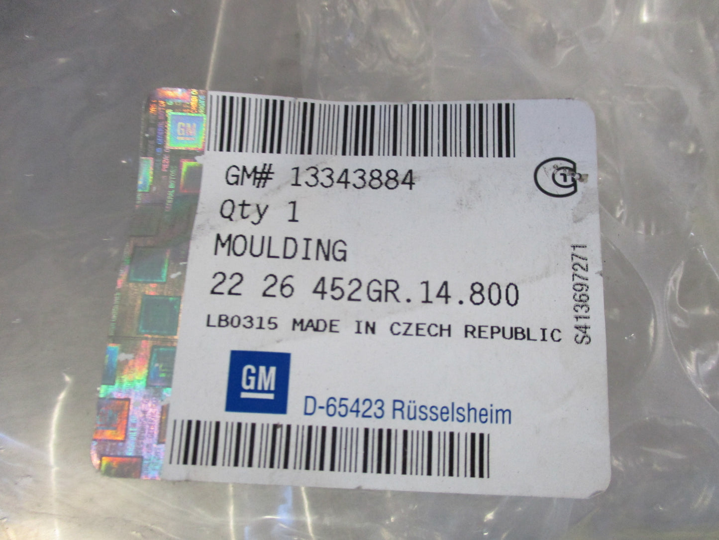 Holden Astra Genuine Windscreen Moulding New Part