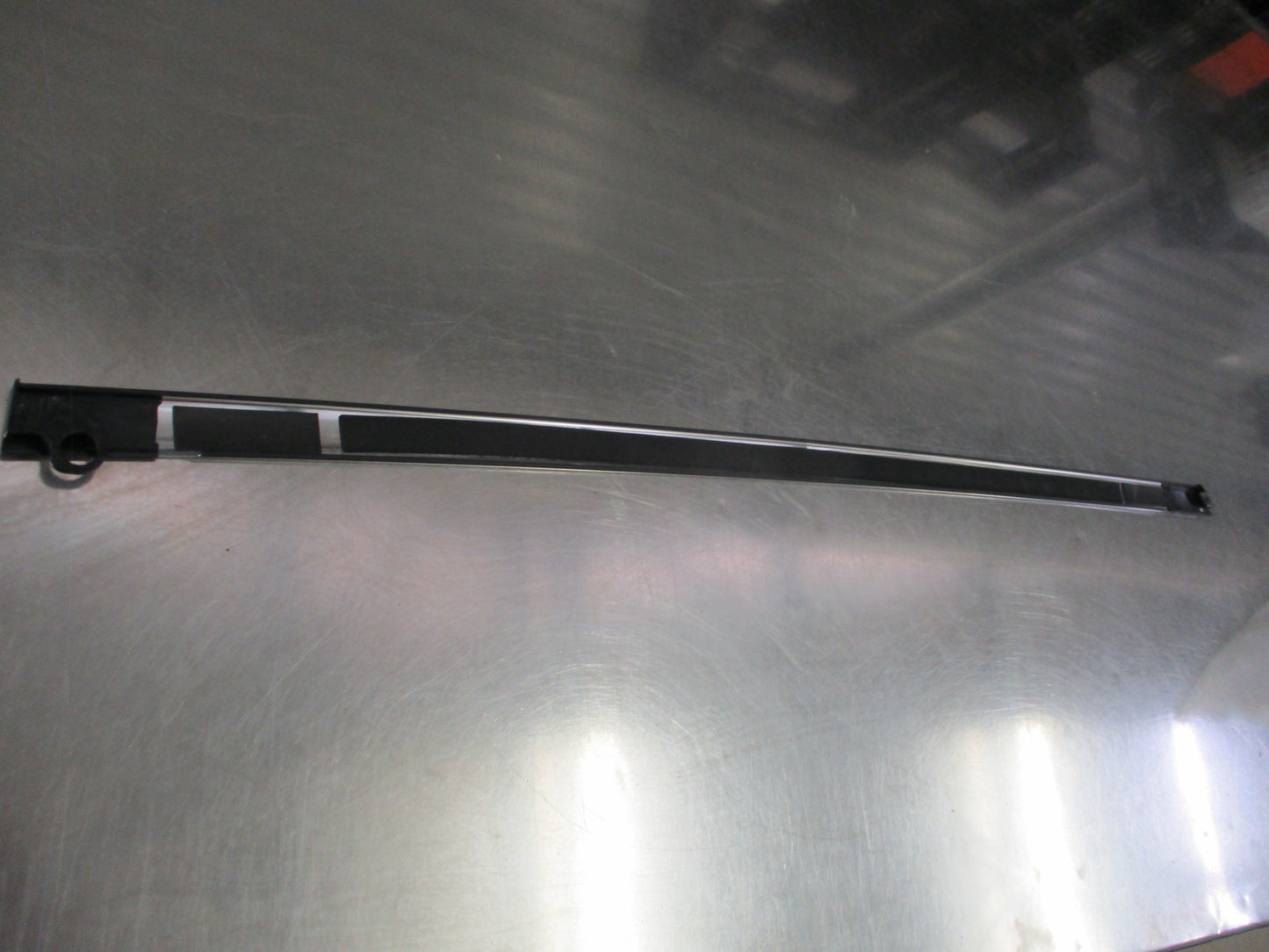 Subaru Outback Genuine Molding Left Hand Door Sash Rolh New Part