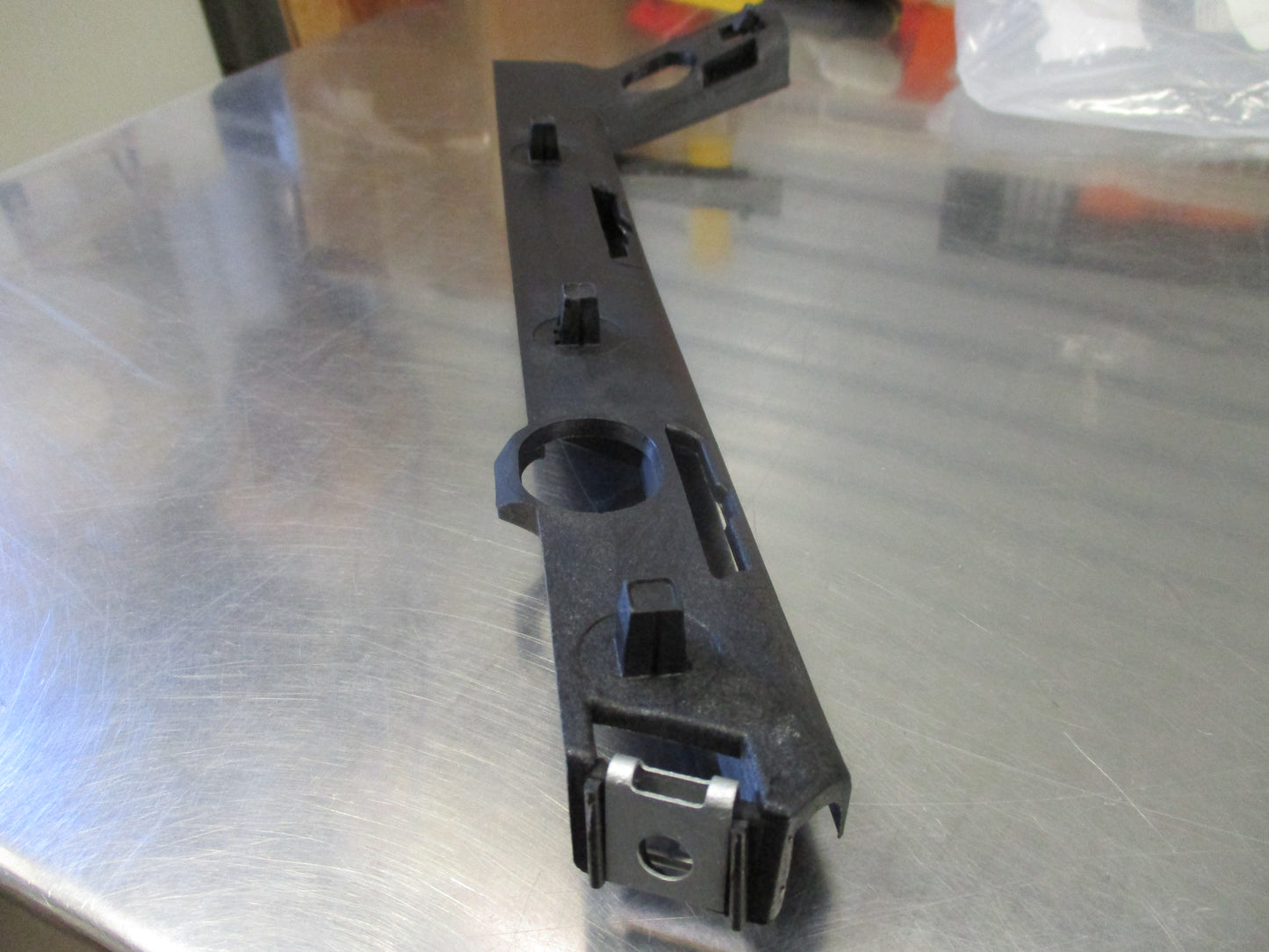 Holden VU Ute Genuine Drivers Side Bumper Bar Bracket New Part