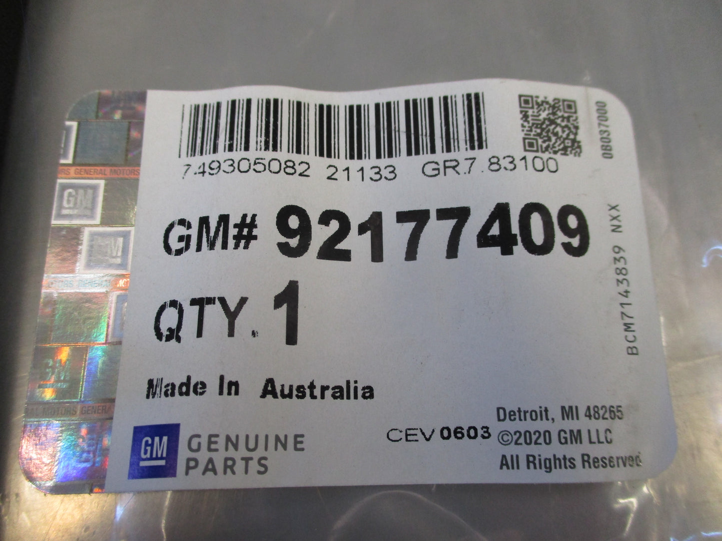 Holden VU Ute Genuine Drivers Side Bumper Bar Bracket New Part