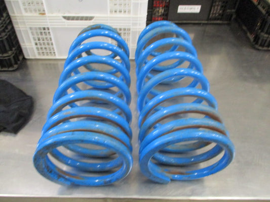 Lovells Rear Coil Springs Standard Suits Toyota Landcruiser 80 Series Petrol And Diesel Wagons Used VGC