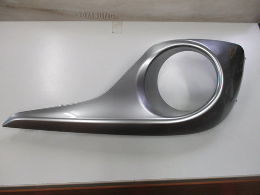 Toyota Kluger Genuine Fog Lamp Surround RH New Part