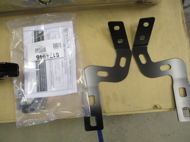 Toyota 200 Series Landcruiser Genuine Nudge Bar New Part