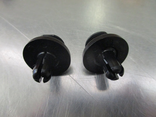 Toyota Various Models Genuine Front Bumper Fender Retaining Clip New Part