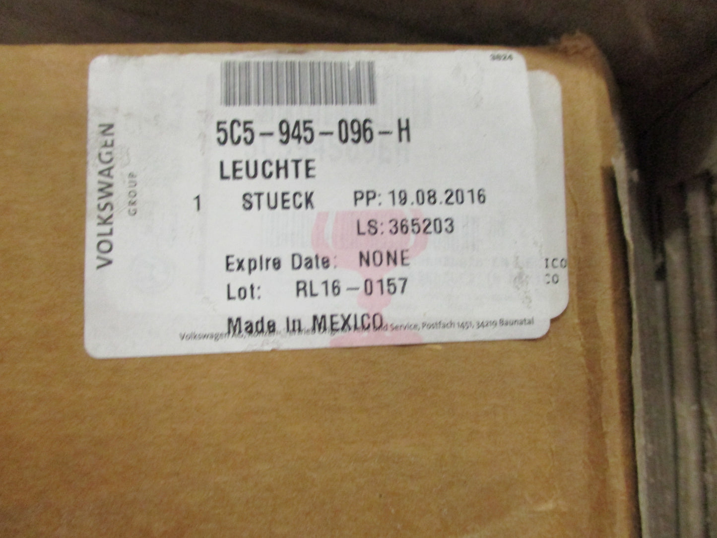 Volkswagen Beetle genuine Right hand Taillight New Part