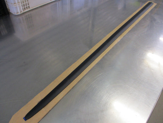 Toyota Camry Genuine Right Hand Front Door Outer Molding New Part