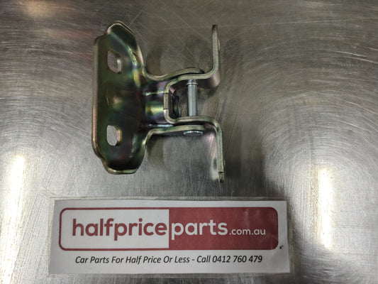 Holden TM Barina Genuine Rear Left Lower/Rear Right Upper Door Hinge New Part