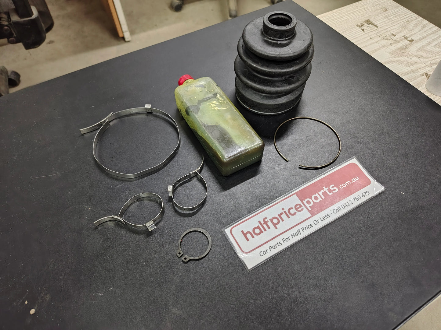 Holden Rodeo / Frontera Genuine Outer Boot Kit New Part