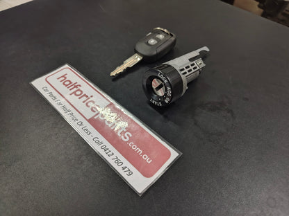 Holden CG Captiva Genuine Remote Key And Ignition Barrel New Part