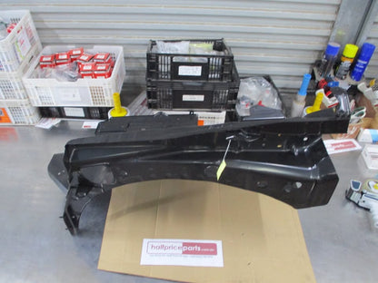 Holden RG Colorado Genuine Left Hand Front Inner Wheel Panel With Battery Tray New Part
