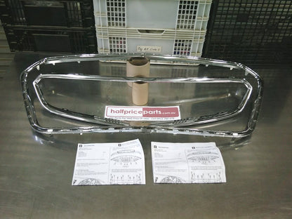 Holden VF II SS/SSV Series II Genuine Upper and Lower Chrome Grille Surrounds  - New Part