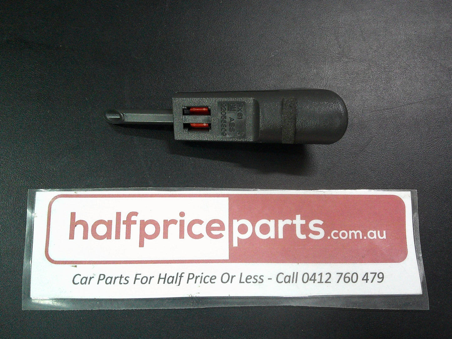 Holden VT Commodore/WH Statesman Genuine Door Lock Snipper Button New Part